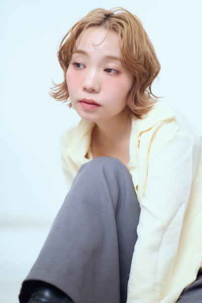 やわらか質感のニュアンスショートボブ