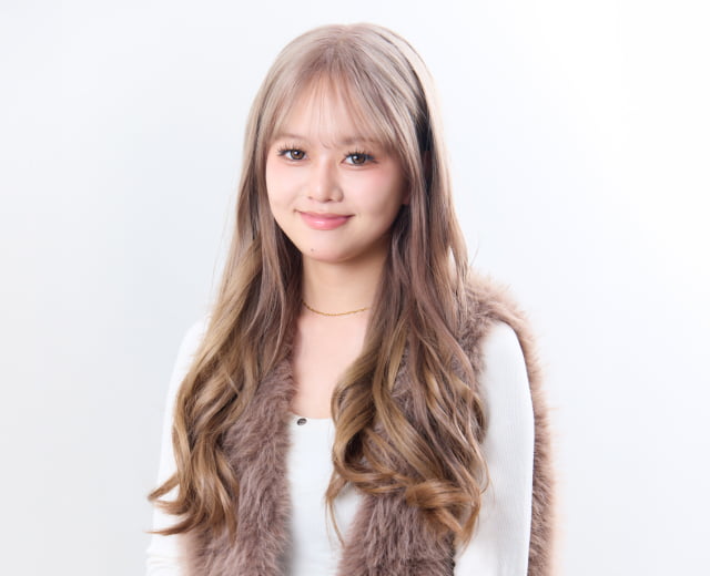 上原 桃香